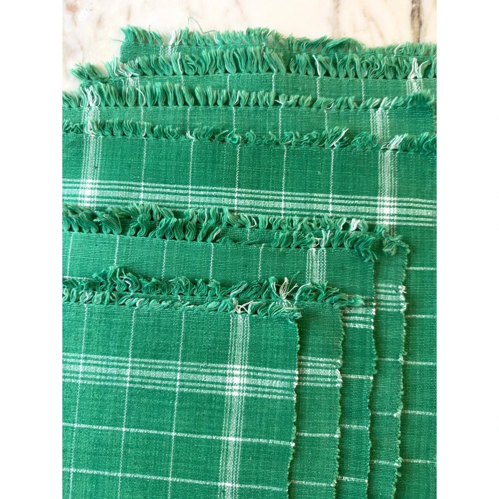 Set of 8 Vintage Green Plaid Fringed Woven Placemats 18x12